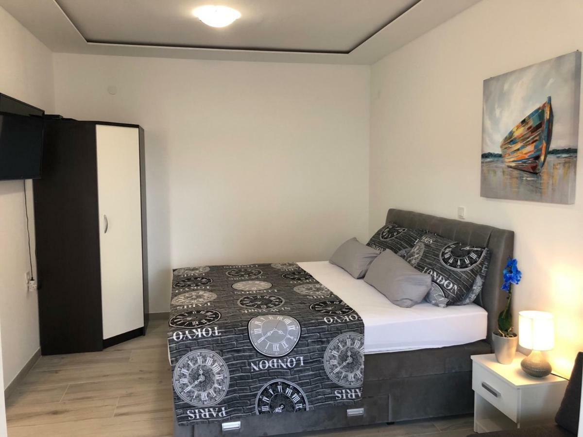 Apartment Jopa Sibenik Bagian luar foto